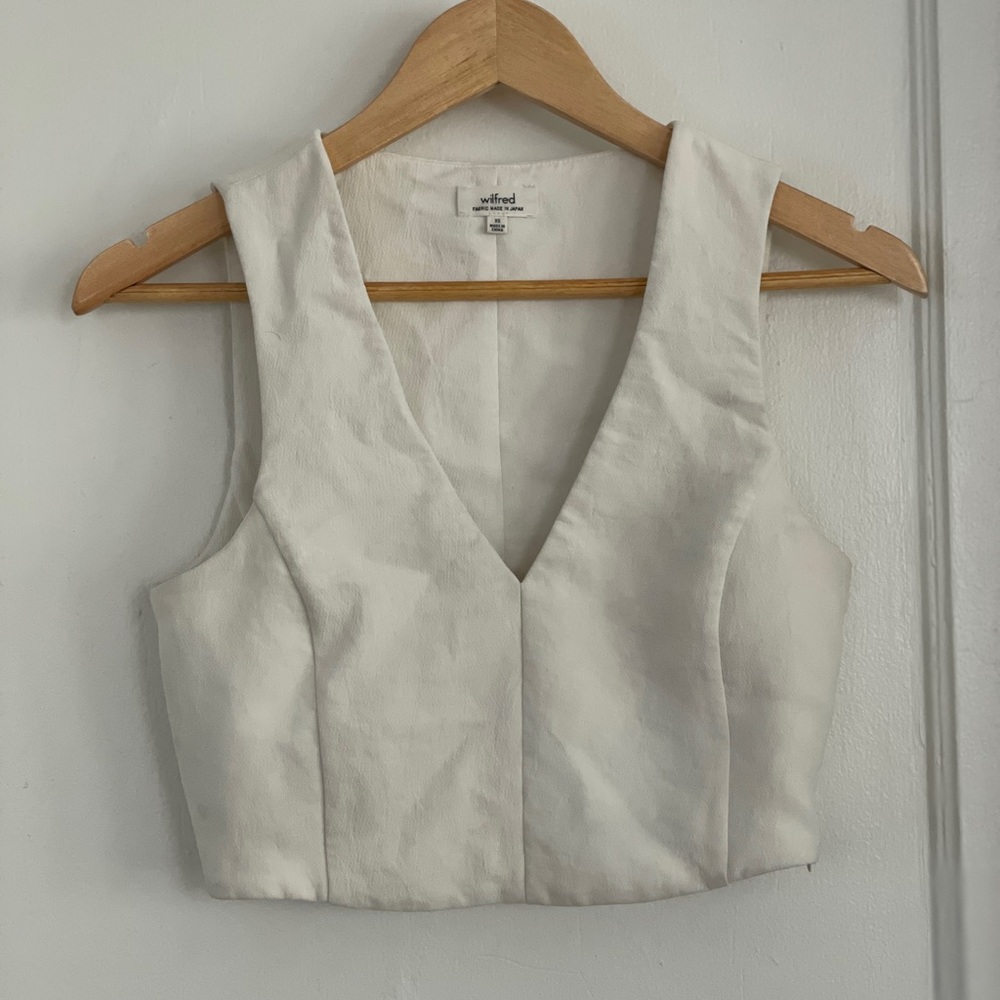 Aritzia - Wilfred White Crop Top